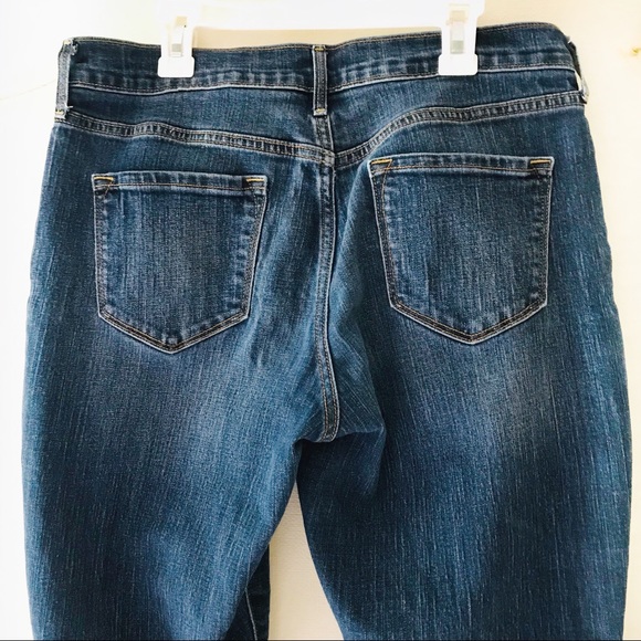 SOLD! Old Navy 8S Curvy Fit Mid-Rise Bootcut Jeans - Picture 5 of 8